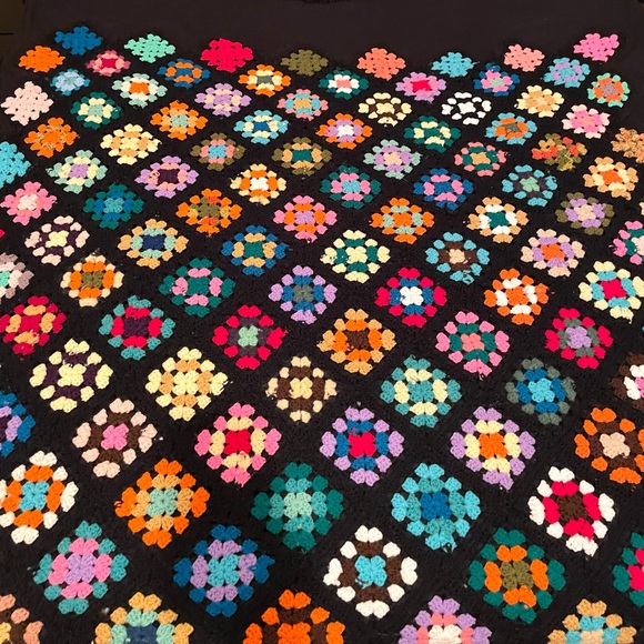 Vintage handmade Colorful Crochet Granny Square Blanket - Picture 1 of 17